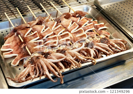 台灣夜市/攤位圖/烤魷魚 台灣夜市/攤位圖/烤魷魚 121349296