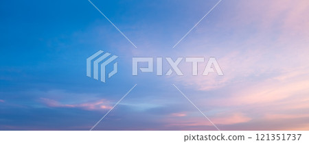 Sunset sky background 121351737