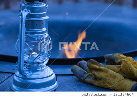 Camping, bonfire, lantern light, outdoor image material 121354604