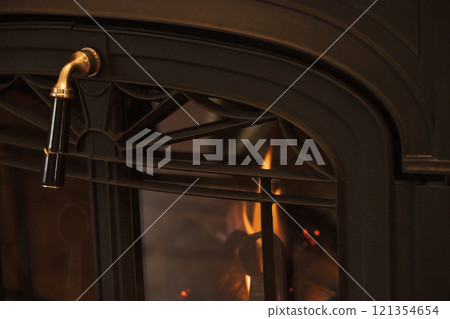 House with a fireplace Fireplace close-up material 121354654
