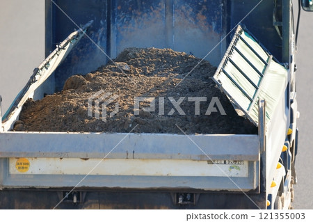 Dump truck image 121355003