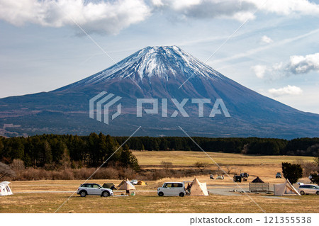 Spectacular view of Mt. Fuji in winter from the campsite at Asagiri Plateau, Fujinomiya City, Shizuoka Prefecture, Japan Spectacular view of Mt. Fuji in winter from the campsite at Asagiri Plateau, Fujinomiya City, Shizuoka Prefecture, Japan 121355538