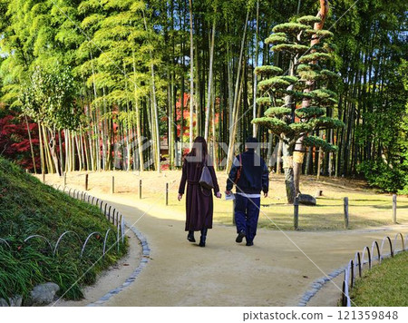 Date at Korakuen Date at Korakuen 121359848