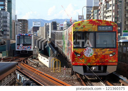 [M] Direct to the Midosuji Line: Kita-Osaka Kyuko Railway Namboku Line 9000 Series (Minoh Shikisai Momiji) 121360375