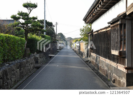 Scenery of the Horiuchi Important Preservation District of Traditional Buildings [Hagi City, Yamaguchi Prefecture] 121364507
