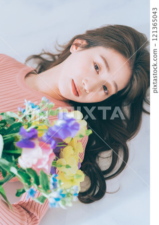 Bouquet with woman Bouquet with woman 121365043