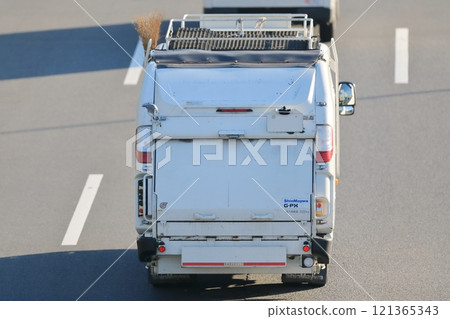Garbage truck (garbage truck) image Garbage truck (garbage truck) image 121365343