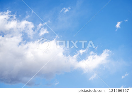 冬天的天空藍天晴朗的12月素材[東京] 121366567