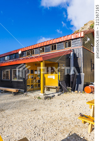 從北阿爾卑斯喜作新道出發的大天花板小屋，大天花板全景銀座登山 121367165