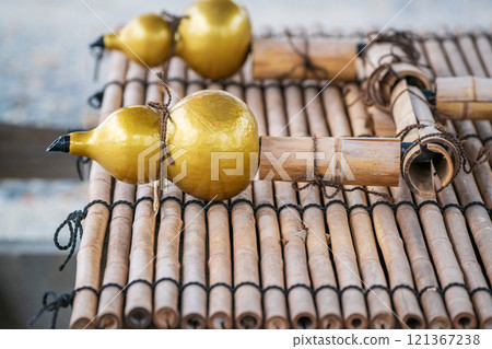 拍攝春天的豐國神社,神社供奉京都市東山區的豐臣秀吉太鼓。 拍攝春天的豐國神社,神社供奉京都市東山區的豐臣秀吉太鼓。 121367238