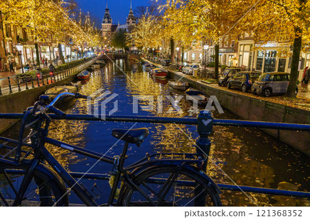 night time in amsterdam night time in amsterdam 121368352