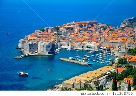 Spectacular view of Dubrovnik from Mount Srd 121368796