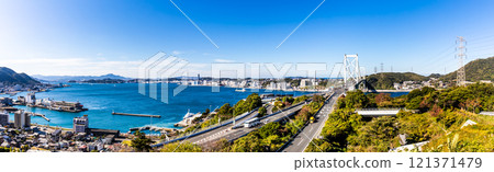 從輪刈第二展望台眺望關門大橋全景【福岡縣北九州市】 從輪刈第二展望台眺望關門大橋全景【福岡縣北九州市】 121371479