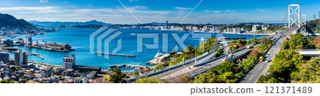 從輪刈第二展望台眺望關門大橋全景【福岡縣北九州市】 121371489