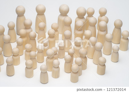 Group image with peg dolls 121372014