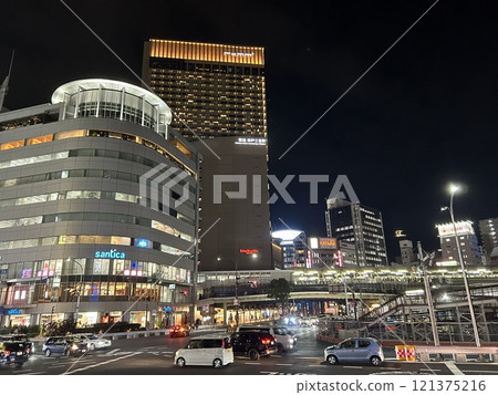夜晚的三宮車站 夜晚的三宮車站 121375216