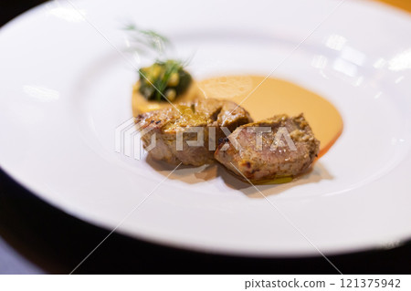 Close up grilled sliced beef steak Close up grilled sliced beef steak 121375942