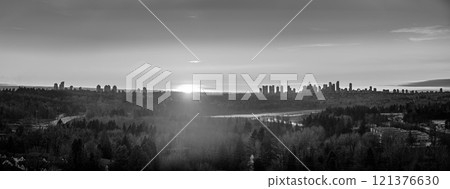 Panoramic view of urban sityscape on sunset hour 121376630