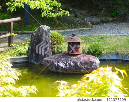 Japanese garden at the former residence of Shigeru Yoshida (Oiso, Kanagawa Prefecture) Japanese garden at the former residence of Shigeru Yoshida (Oiso, Kanagawa Prefecture) 121377209