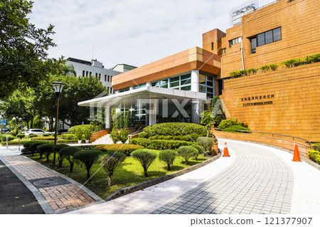Building view of the Institute of Biomedical Sciences at the Academia Sinica(Central Research Academy) in Taipei, Taiwan. 121377907