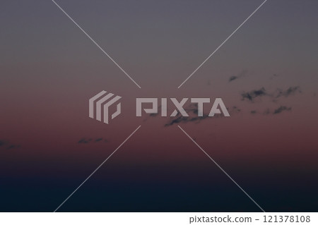 Pale gradation of the evening sky 121378108