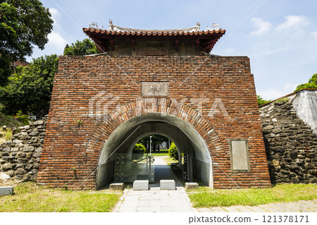 The formerly East Gate remains of Tainan Prefectural City Wall and Minor West Gate, Taiwan. It is part of the National Cheng Kung University campus. 121378171