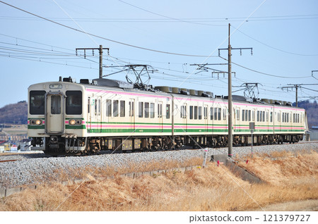 上越線八木原澀川JR東日本107系列R15編組(高崎) 上越線八木原澀川JR東日本107系列R15編組(高崎) 121379727