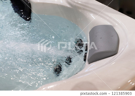 cascading high-pressure clear water jet in individual bath . 121385903