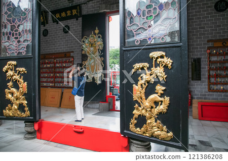 old Taoist chinese buddhist temple 121386208