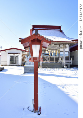 拍攝北海道鹿部町本別稻荷神社境內的冬季風景 拍攝北海道鹿部町本別稻荷神社境內的冬季風景 121387472