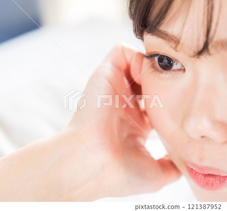 在工作室拍攝的肖像集 121387952