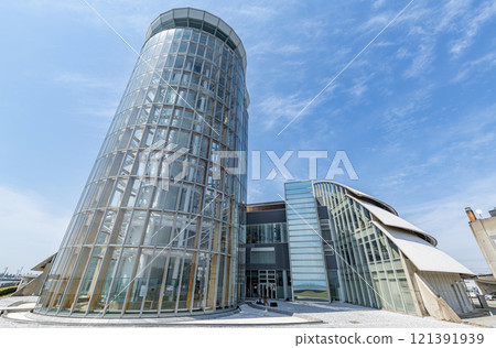 Sakaiminato City, Tottori Prefecture: A viewing tower with a panoramic view of Sakaiminato, Yumeminato Tower on a Clear Day 121391939