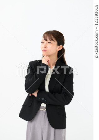 商務中年婦女擔心 121393018