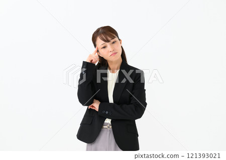Business middle-aged woman worries Business middle-aged woman worries 121393021