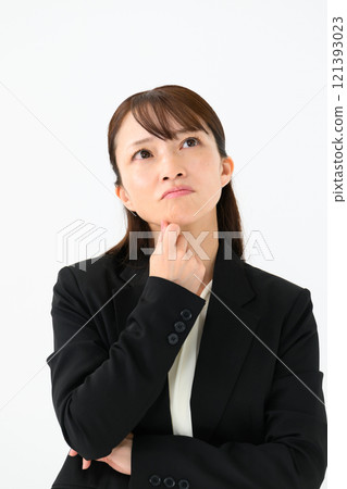 商務中年婦女擔心 121393023