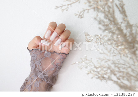 婦女的手 婦女的手 121393257