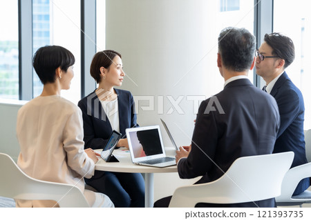 業務合作 121393735