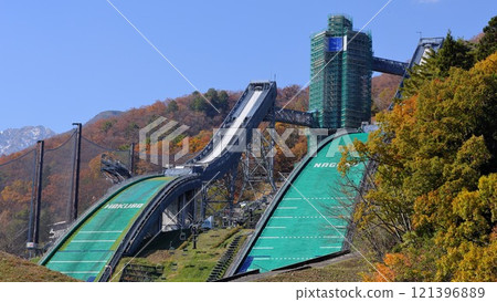 秋天的白馬村跳山 秋天的白馬村跳山 121396889