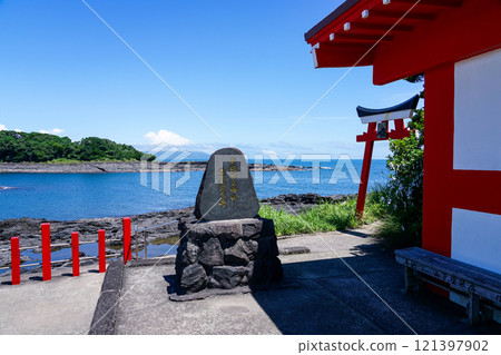 Kamafuka Shrine, also known as Itatehyōzu Shrine (Beppu, Ei-cho, Minamikyushu City, Kagoshima Prefecture) Kamafuka Shrine, also known as Itatehyōzu Shrine (Beppu, Ei-cho, Minamikyushu City, Kagoshima Prefecture) 121397902