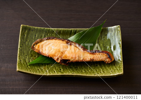 烤新鮮鮭魚片，北海道產白鮭魚 121400011