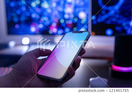 發光的智慧型手機 121401785