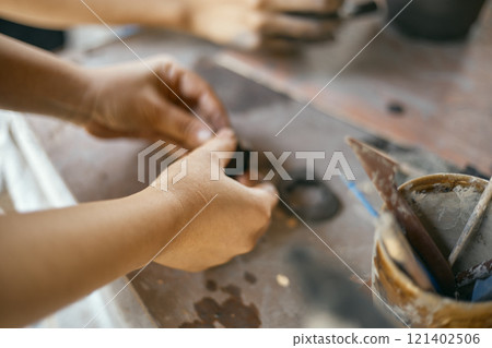 hand, clay, pottery 121402506