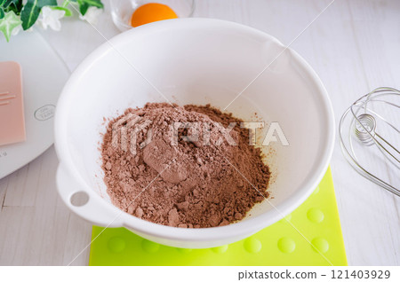 可可餅乾粉和廚房用品 121403929
