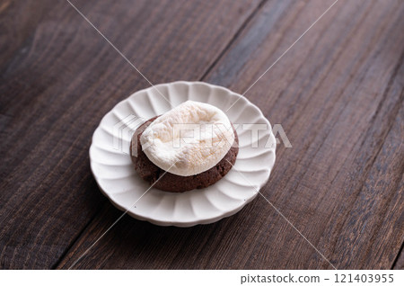 Marshmallow cookies 121403955