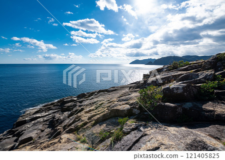 Ojai (daily) 121405825