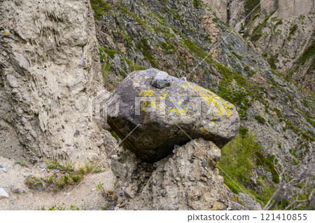 Stone mushrooms. Stone formations on the slope of a high mountain. Altai. 121410855