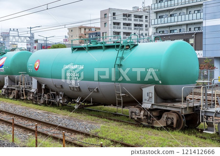 曾我站內停著的瀧1000型油罐車 曾我站內停著的瀧1000型油罐車 121412666