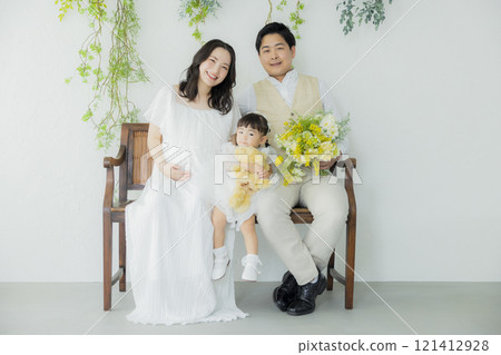 Family photo Family photo 121412928