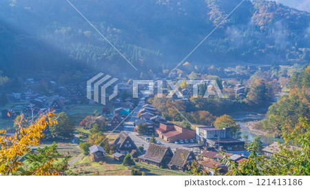 深秋的白川鄉,光芒四射 深秋的白川鄉,光芒四射 121413186