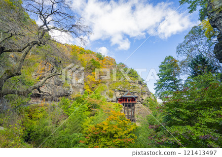 長野縣小諸市布引山少今寺的秋景 長野縣小諸市布引山少今寺的秋景 121413497